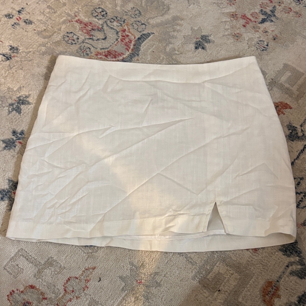 H&M Elegant Cream Pencil Skirt